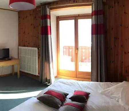 Edelweiss Hotel 2*